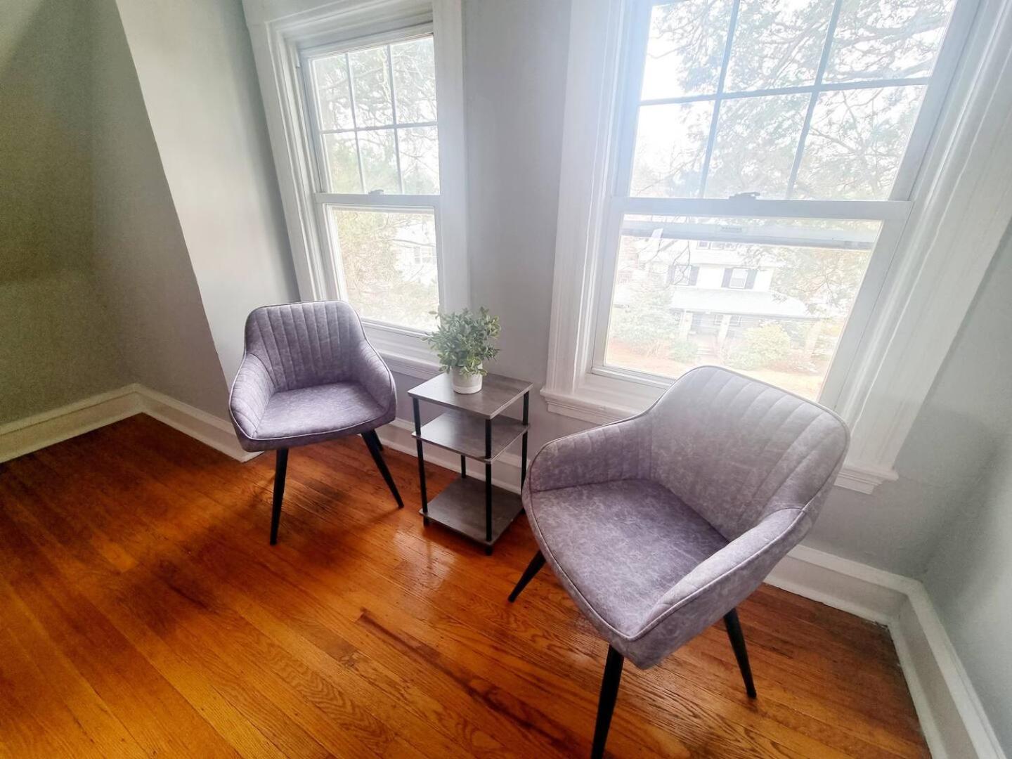 Cozy On Montgomery Ave * Elkins Park